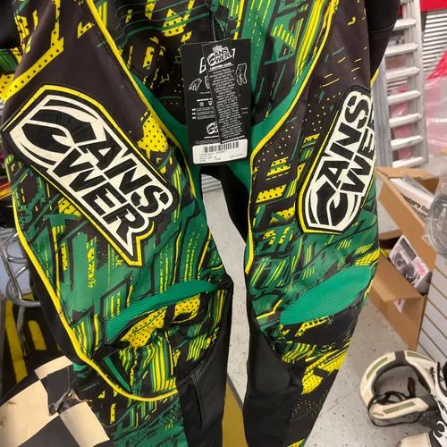Answer Pants Only - Size 34