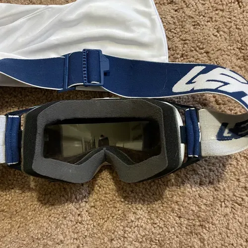 O'Neil 5srs Helmet With Leatt Goggles