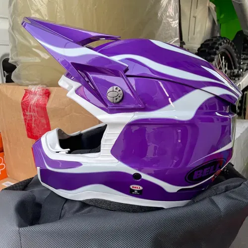 Bell Moto 10 Spherical Helmet Limited Edition- Slayco