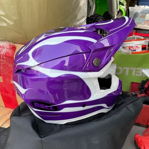 Axell hodges top bell helmet
