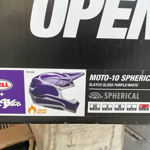Bell Moto 10 Spherical Helmet Limited Edition- Slayco