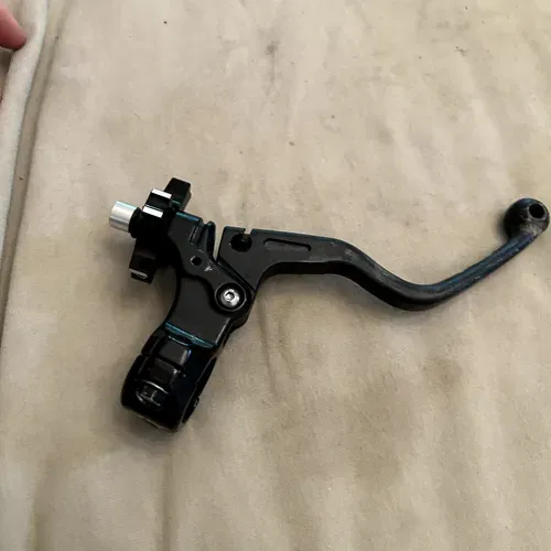 flo clutch lever assembly with bent lever yz250f 2019-2023 and yz450f 2018-2022
