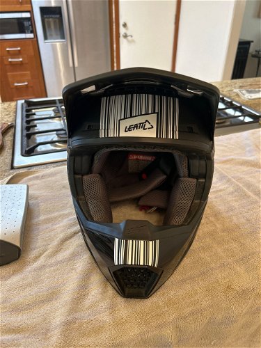 Leatt Helmet Gpx 