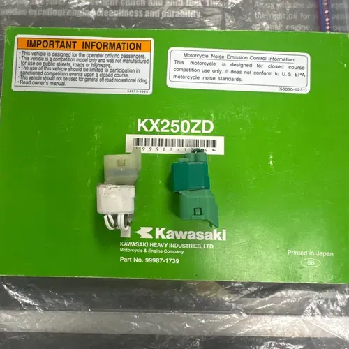 2013 Kawasaki KX250F Owners Manual With Mapping Plugs And Tools 