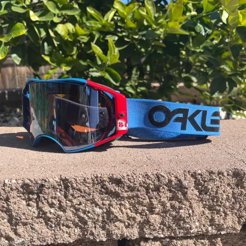 Oakley Custom Airbrakes 