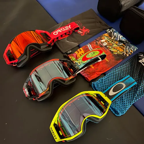 Oakley Custom Airbrake Goggles