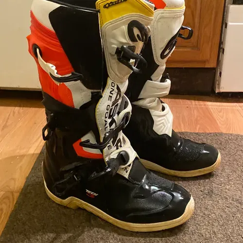 Alpinestars tech3 boots size 11