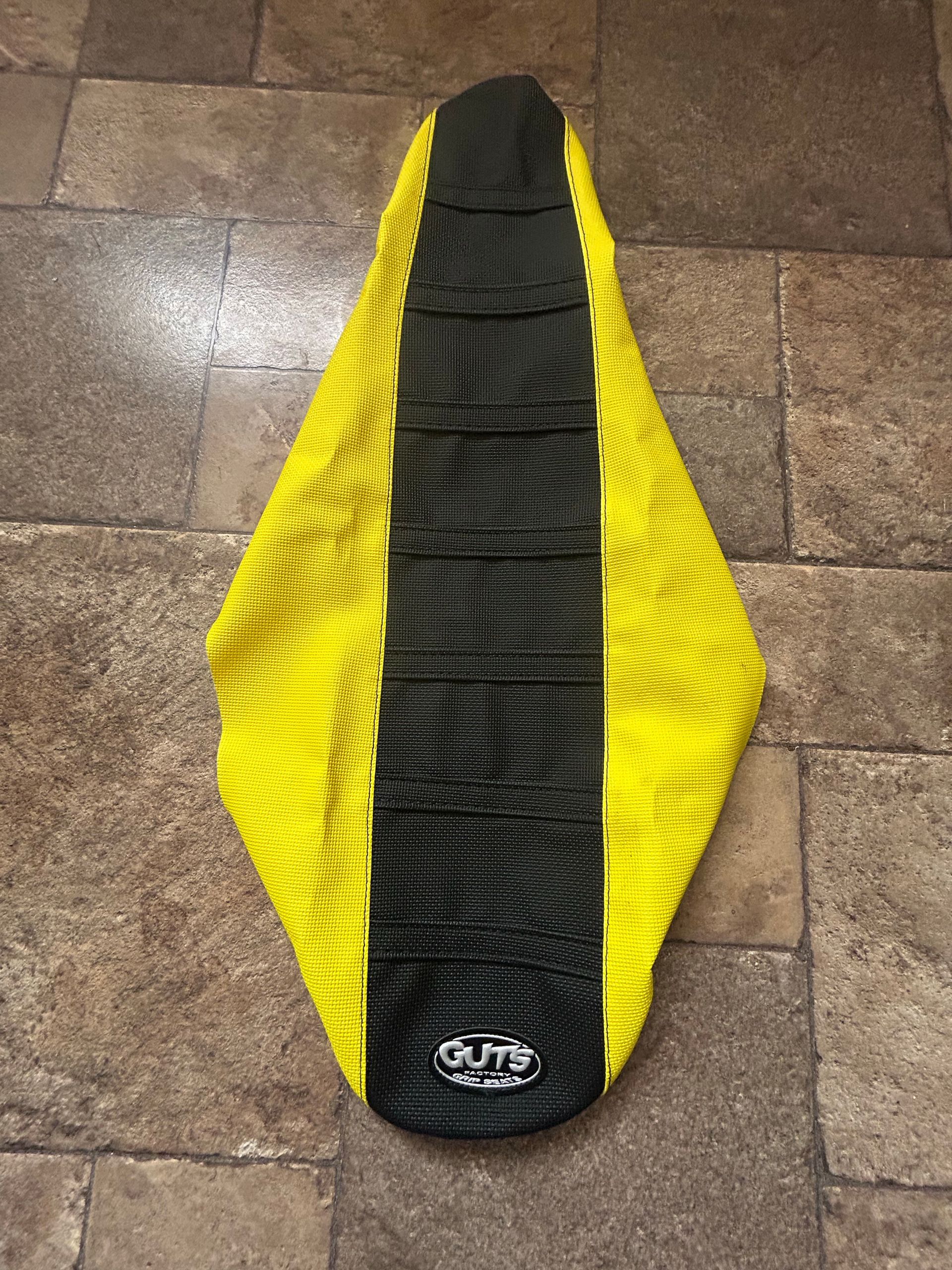 Guts Racing Gripper Seat Cover