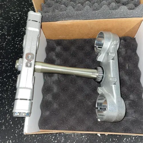Crf Triple Clamp