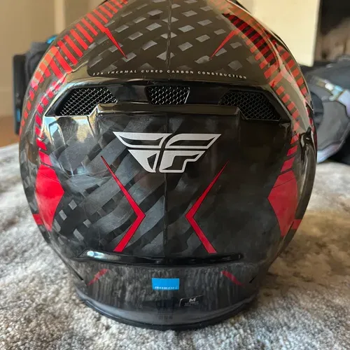 Fly Formula Carbon Size Medium With Bag