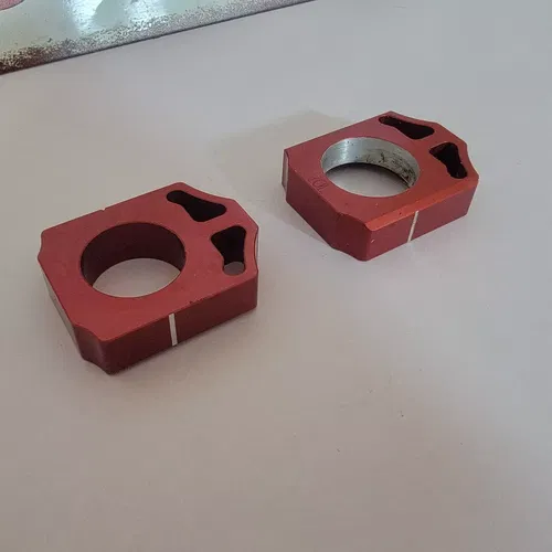 2009-2010 Honda CRF 250R CRF 450R Rear Axle Blocks Works Connection Elite Red
