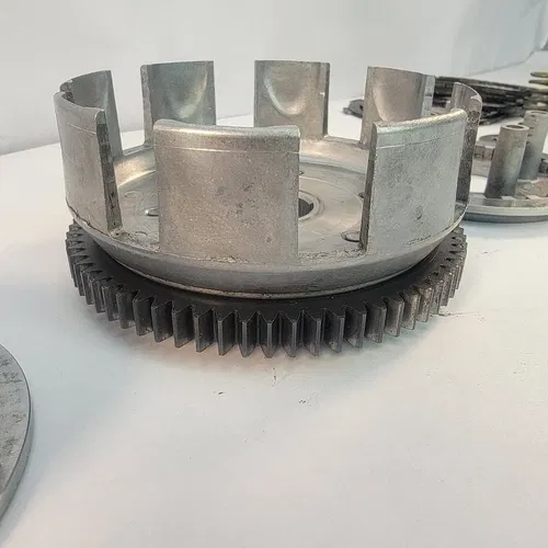 1998 1990-2002 Honda XR200R XR 200 Clutch Basket Clutch Hub Clutch Assembly OEM