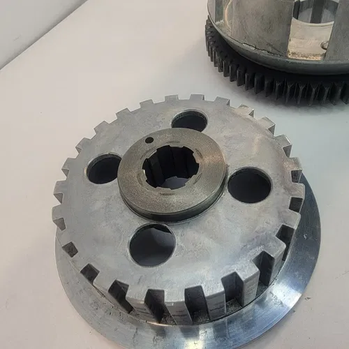 1998 1990-2002 Honda XR200R XR 200 Clutch Basket Clutch Hub Clutch Assembly OEM