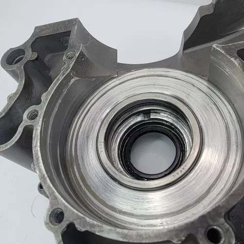 2009 2005-2012 KTM 150SX 125SX Crankcase Engine Bottom End Right Block Case OEM
