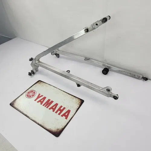 2003 YAMAHA YZ450F YZ250F SUBFRAME REAR SUB FRAME 5TA-21190-00-00 OEM