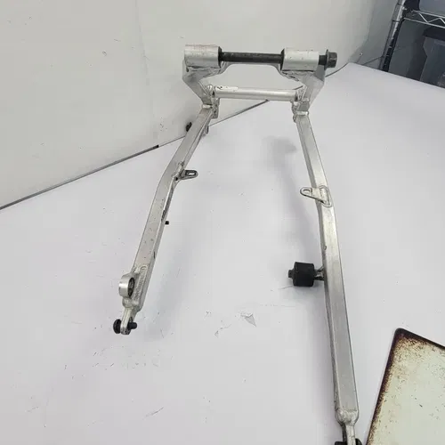 2003 YAMAHA YZ450F YZ250F SUBFRAME REAR SUB FRAME 5TA-21190-00-00 OEM