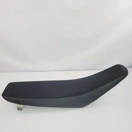 2005 Kawasaki KX250F Seat Saddle Assembly Factory OEM Seat 53066-0079-339