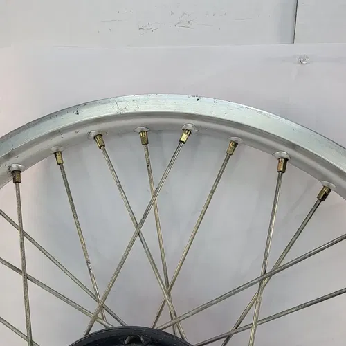 1998 1994-2002 HONDA XR200R Front Wheel Hub Rim Spokes 21x1.60 Tire Removed OEM