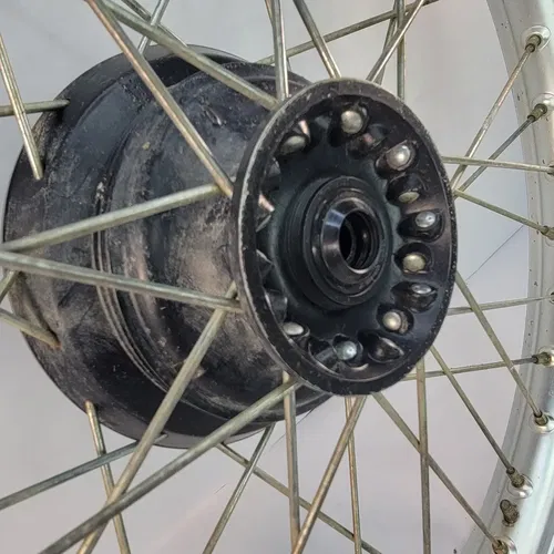 1998 1994-2002 HONDA XR200R Front Wheel Hub Rim Spokes 21x1.60 Tire Removed OEM