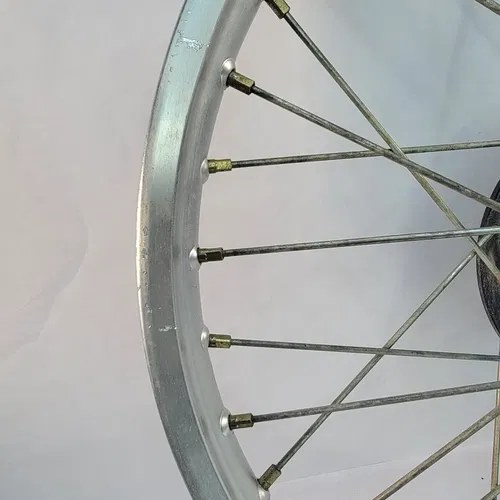 1998 1994-2002 HONDA XR200R Front Wheel Hub Rim Spokes 21x1.60 Tire Removed OEM