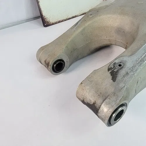 2004 2003-2004 Yamaha YZ450F Swingarm Swing Arm Suspension 5UN-22110-00-00