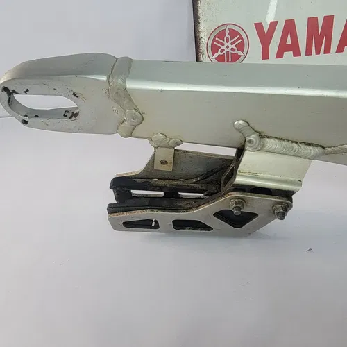 2004 2003-2004 Yamaha YZ450F Swingarm Swing Arm Suspension 5UN-22110-00-00