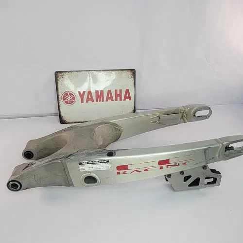 2004 2003-2004 Yamaha YZ450F Swingarm Swing Arm Suspension 5UN-22110-00-00