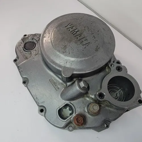 2005 1999-2006 YAMAHA TTR 250 Clutch Cover Right Side Case  5GF-15431-00-00 OEM