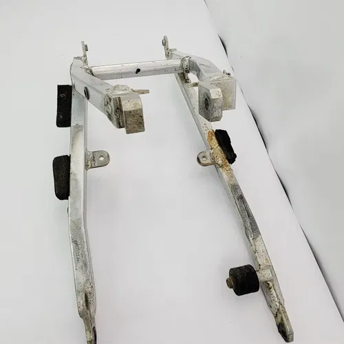 2006 05-07 Suzuki RMZ450 SubFrame Rear Sub Frame Seat Rail 41200-35G10 Straight