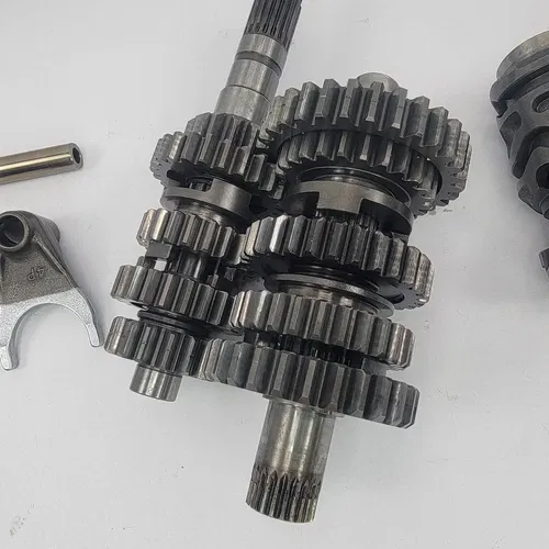 2006 2005-2007 Honda CRF250R CRF 250R Engine Transmission Assembly Gears Forks