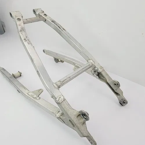2007 Yamaha YZ250F YZ450F Subframe Rear Sub Frame Straight 2S2-21190-70-00 OEM