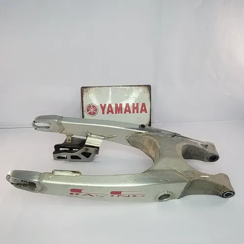2004 2003-2004 Yamaha YZ450F Swingarm Swing Arm Suspension 5UN-22110-00-00
