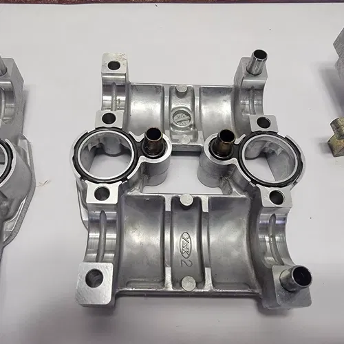 2018 Honda CBR600RR Camshaft Towers 2013-2019 Hold Down Caps Engine Cam Holders