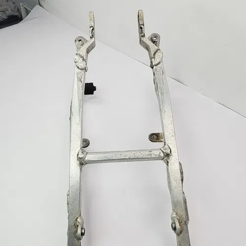 2008 07-09 RMZ250 RMZ 250 Subframe Rear Chassis Seat Rail Support 41200-10H00