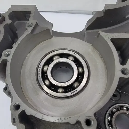 2001 1998-2001 KTM 125SX 125 SX 200 EXC Crankcase Right Engine Case OEM