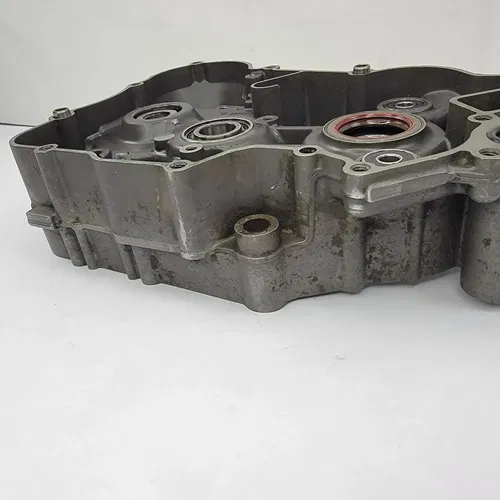 2001 1998-2001 KTM 125SX 125 SX 200 EXC Crankcase Right Engine Case OEM