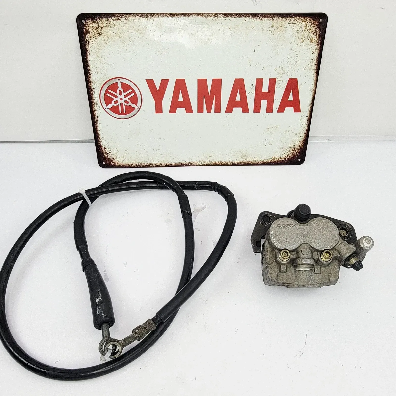 2005 1999-2006 Yamaha TTR 250 Front Brake Caliper And Hose 5GF-2580T-00 See Desc