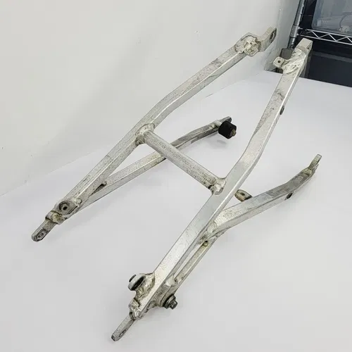 2005 05-07 Suzuki RMZ450 SubFrame Rear Sub Frame Seat Rail 41200-35G10 Straight