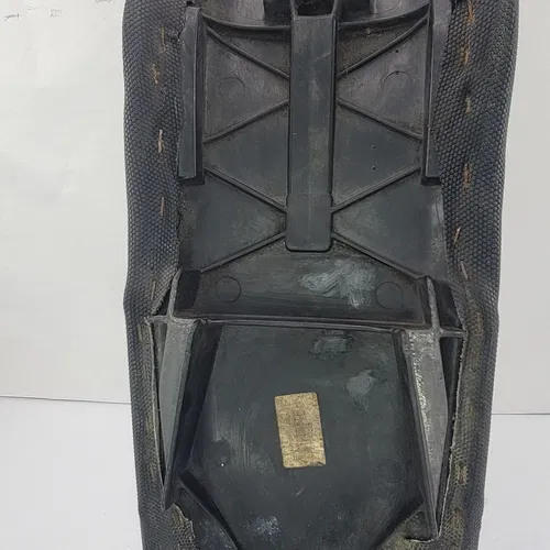 07-11 KTM 150 SX 125 250 450 SX Seat SDG 9 Pleat Gripper Seat 96340 Seat Cover