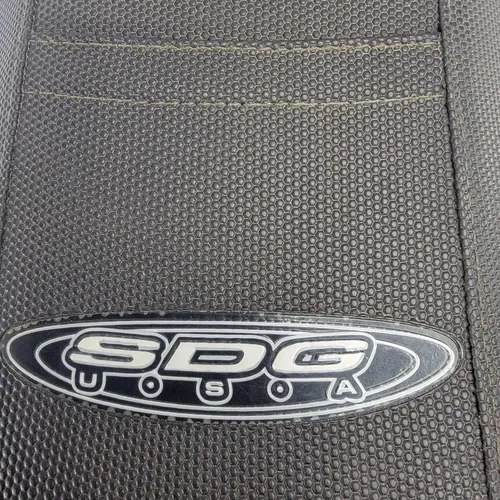 07-11 KTM 150 SX 125 250 450 SX Seat SDG 9 Pleat Gripper Seat 96340 Seat Cover