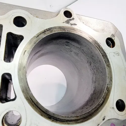 1995 1990-1999 Suzuki DR350 Cylinder Assembly 79MM Bore 11210-47D00-0F0 OEM