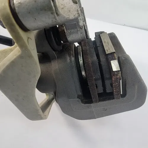 2005 1999-2006 YAMAHA TTR 250 Rear Brake Caliper Master Cylinder Pedal Assembly