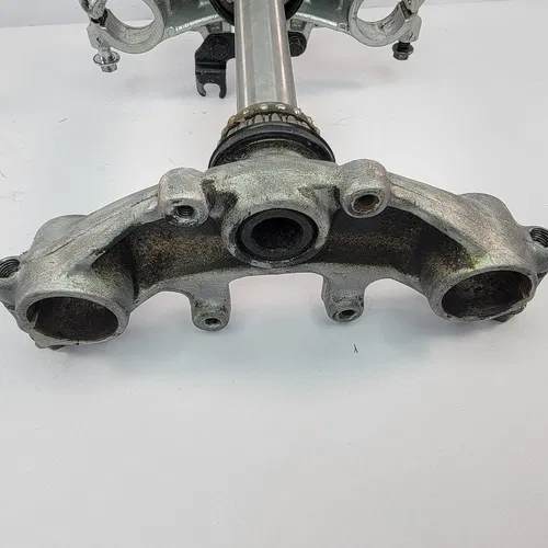 2005 2001-2007 Yamaha TTR 125 Triple Tree Clamps Stem Bar Clamp TTR125E TTR125LE