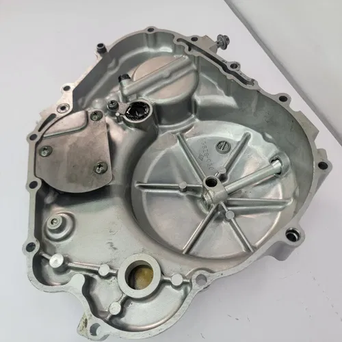 1992 1990-1999 SUZUKI DR 350 DR 250 Clutch Cover Right Side Cover 11340-47810