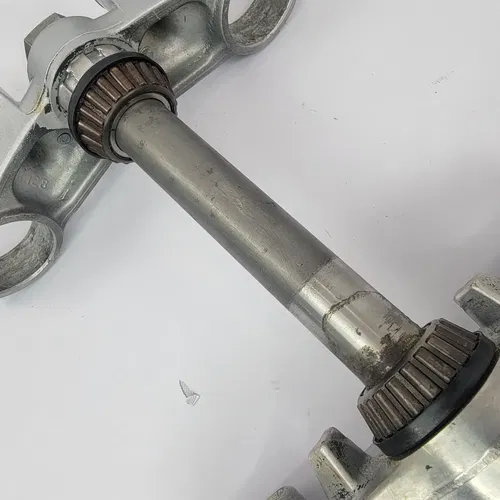2001 1998-2005 Kawasaki KX100 KX85 Triple Clamp Fork Clamps Steering Stem OEM