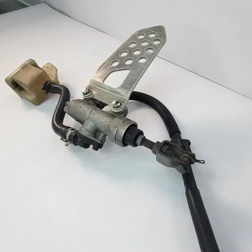 1997-2002 SUZUKI GSXR750 Rear Brake Master Cylinder Line Heal Guard  OEM
