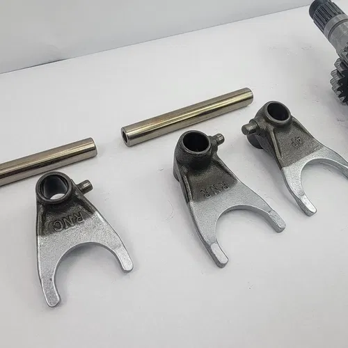 2006 2005-2007 Honda CRF250R CRF 250R Engine Transmission Assembly Gears Forks