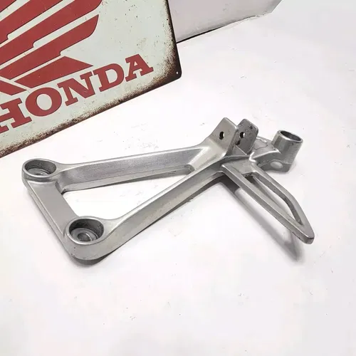 2015 Honda Cbr500r Rear Back Passenger Peg Right Passenger Bracket No Peg