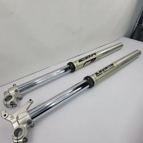 2009 KTM 125SX 150SX Front Fork Assembly And Guards 48MM Forks WP EBR Racing