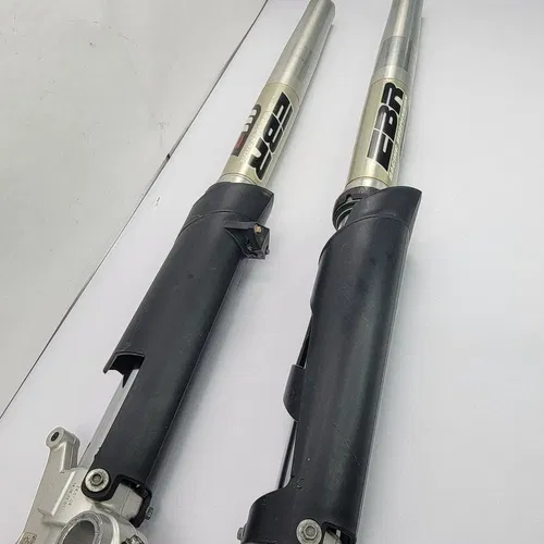 2009 KTM 125SX 150SX Front Fork Assembly And Guards 48MM Forks WP EBR Racing